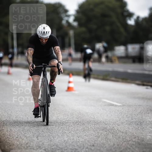 16.08.2026 - KN Förde Triathlon 2026 H.Heesch http://msf.ph/oto/9980612 16.08.2026 11:46:36 Radfahren  meine-sportfotos.de