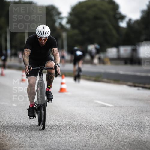 16.08.2026 - KN Förde Triathlon 2026 H.Heesch http://msf.ph/oto/9980614 16.08.2026 11:46:36 Radfahren  meine-sportfotos.de
