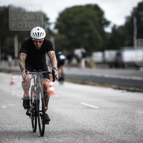 16.08.2026 - KN Förde Triathlon 2026 H.Heesch http://msf.ph/oto/9980617 16.08.2026 11:46:36 Radfahren  meine-sportfotos.de