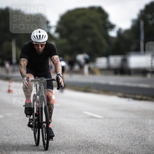 16.08.2026 - KN Förde Triathlon 2026 H.Heesch http://msf.ph/oto/9980618 16.08.2026 11:46:36 Radfahren  meine-sportfotos.de