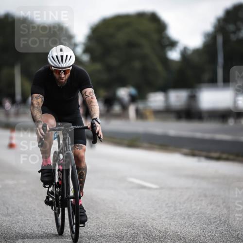 16.08.2026 - KN Förde Triathlon 2026 H.Heesch http://msf.ph/oto/9980619 16.08.2026 11:46:36 Radfahren  meine-sportfotos.de