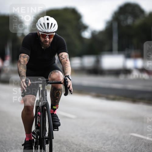 16.08.2026 - KN Förde Triathlon 2026 H.Heesch http://msf.ph/oto/9980626 16.08.2026 11:46:37 Radfahren  meine-sportfotos.de