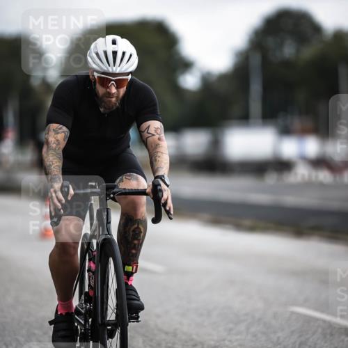 16.08.2026 - KN Förde Triathlon 2026 H.Heesch http://msf.ph/oto/9980627 16.08.2026 11:46:37 Radfahren  meine-sportfotos.de