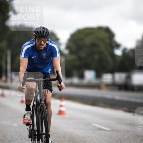 16.08.2026 - KN Förde Triathlon 2026 H.Heesch http://msf.ph/oto/9980651 16.08.2026 11:47:30 Radfahren 424 meine-sportfotos.de