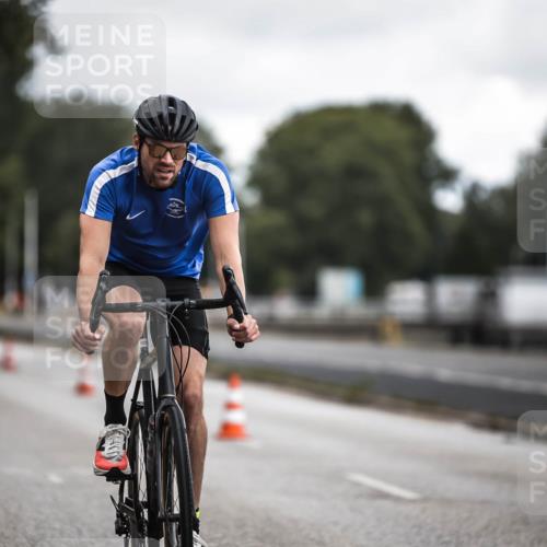 16.08.2026 - KN Förde Triathlon 2026 H.Heesch http://msf.ph/oto/9980652 16.08.2026 11:47:30 Radfahren 424 meine-sportfotos.de