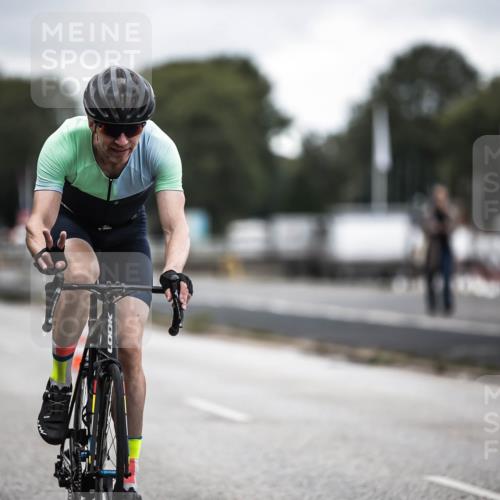 16.08.2026 - KN Förde Triathlon 2026 H.Heesch http://msf.ph/oto/9980798 16.08.2026 11:48:43 Radfahren 334 meine-sportfotos.de