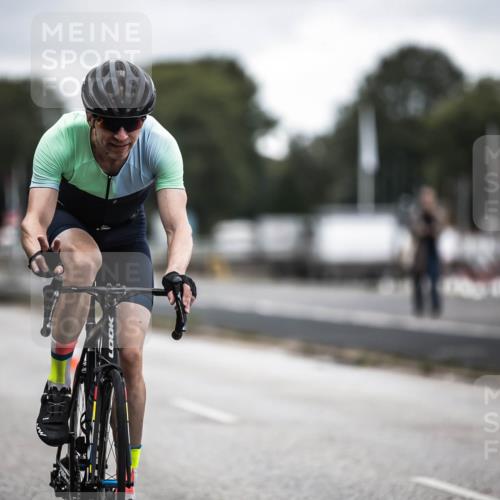 16.08.2026 - KN Förde Triathlon 2026 H.Heesch http://msf.ph/oto/9980799 16.08.2026 11:48:44 Radfahren 334, 432 meine-sportfotos.de