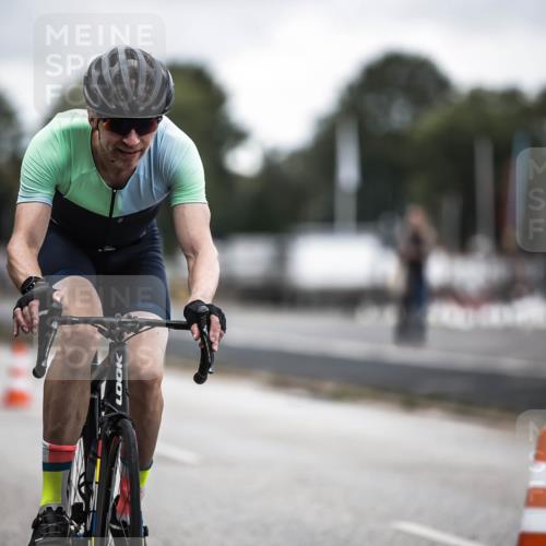 16.08.2026 - KN Förde Triathlon 2026 H.Heesch http://msf.ph/oto/9980802 16.08.2026 11:48:44 Radfahren 334, 432 meine-sportfotos.de