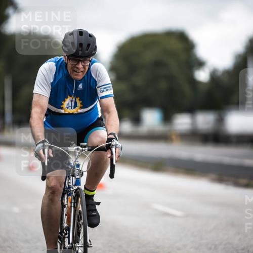 16.08.2026 - KN Förde Triathlon 2026 H.Heesch http://msf.ph/oto/9980812 16.08.2026 11:48:49 Radfahren 402, 415, 432 meine-sportfotos.de