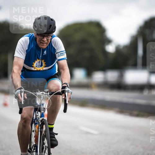 16.08.2026 - KN Förde Triathlon 2026 H.Heesch http://msf.ph/oto/9980814 16.08.2026 11:48:49 Radfahren 402, 415, 432 meine-sportfotos.de