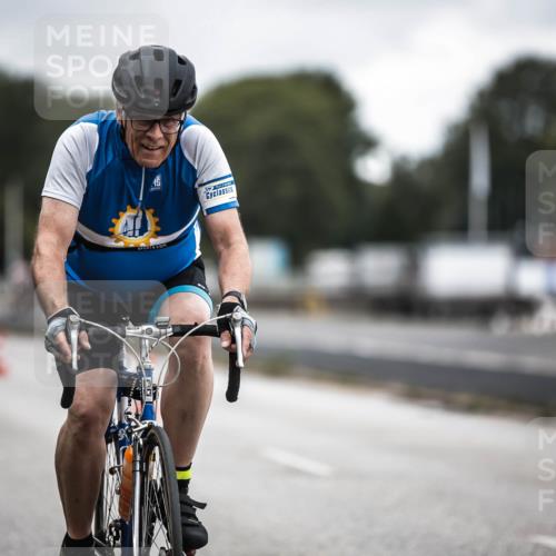 16.08.2026 - KN Förde Triathlon 2026 H.Heesch http://msf.ph/oto/9980815 16.08.2026 11:48:49 Radfahren 402, 415, 432 meine-sportfotos.de
