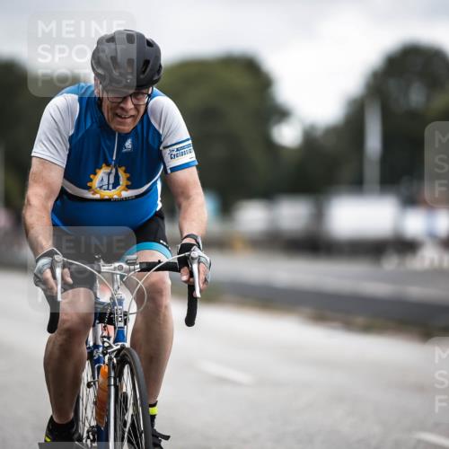 16.08.2026 - KN Förde Triathlon 2026 H.Heesch http://msf.ph/oto/9980816 16.08.2026 11:48:49 Radfahren 402, 415, 432 meine-sportfotos.de
