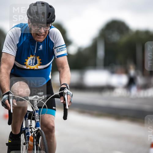 16.08.2026 - KN Förde Triathlon 2026 H.Heesch http://msf.ph/oto/9980820 16.08.2026 11:48:49 Radfahren 402, 415, 432 meine-sportfotos.de