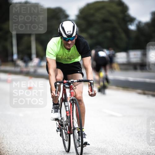 16.08.2026 - KN Förde Triathlon 2026 H.Heesch http://msf.ph/oto/9980878 16.08.2026 11:49:47 Radfahren 378, 416 meine-sportfotos.de