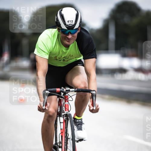16.08.2026 - KN Förde Triathlon 2026 H.Heesch http://msf.ph/oto/9980888 16.08.2026 11:49:47 Radfahren 378, 416 meine-sportfotos.de