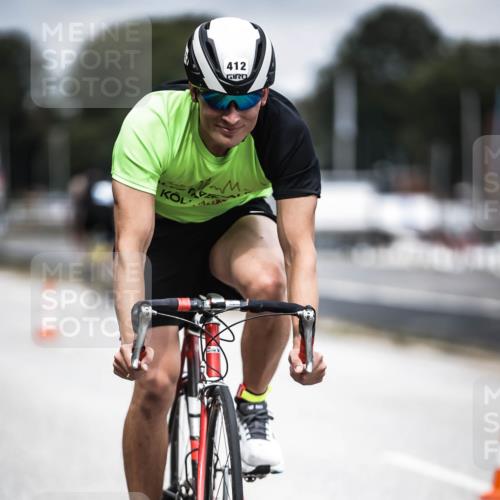 16.08.2026 - KN Förde Triathlon 2026 H.Heesch http://msf.ph/oto/9980889 16.08.2026 11:49:47 Radfahren 378, 416 meine-sportfotos.de