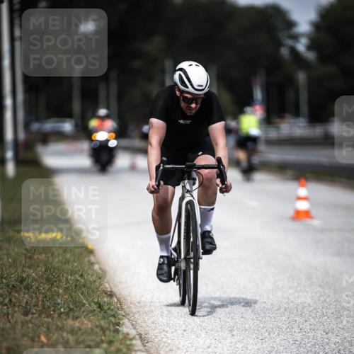 16.08.2026 - KN Förde Triathlon 2026 H.Heesch http://msf.ph/oto/9980895 16.08.2026 11:49:58 Radfahren  meine-sportfotos.de
