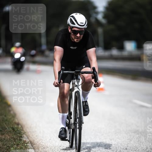 16.08.2026 - KN Förde Triathlon 2026 H.Heesch http://msf.ph/oto/9980904 16.08.2026 11:49:59 Radfahren  meine-sportfotos.de