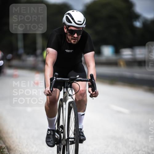 16.08.2026 - KN Förde Triathlon 2026 H.Heesch http://msf.ph/oto/9980908 16.08.2026 11:49:59 Radfahren  meine-sportfotos.de