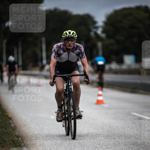 16.08.2026 - KN Förde Triathlon 2026 H.Heesch http://msf.ph/oto/9980915 16.08.2026 11:50:23 Radfahren  meine-sportfotos.de