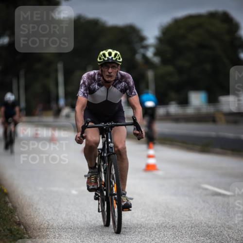 16.08.2026 - KN Förde Triathlon 2026 H.Heesch http://msf.ph/oto/9980917 16.08.2026 11:50:23 Radfahren  meine-sportfotos.de