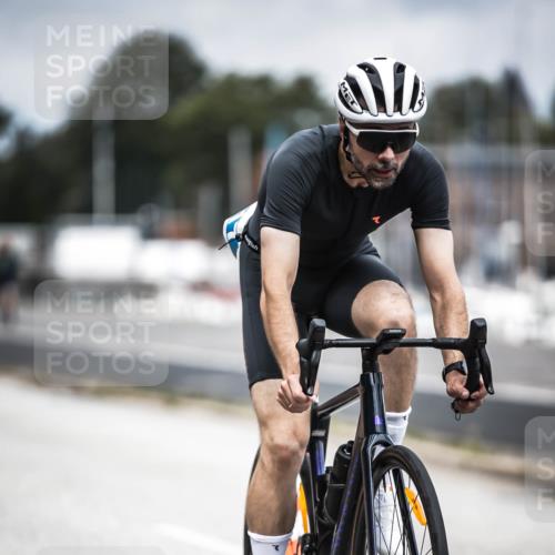 16.08.2026 - KN Förde Triathlon 2026 H.Heesch http://msf.ph/oto/9980960 16.08.2026 11:50:36 Radfahren 414, 424 meine-sportfotos.de