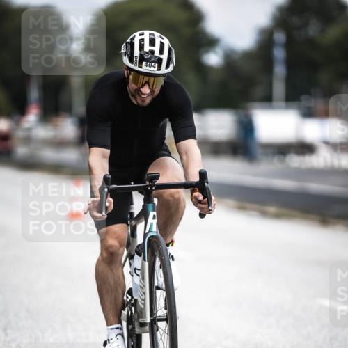 16.08.2026 - KN Förde Triathlon 2026 H.Heesch http://msf.ph/oto/9980974 16.08.2026 11:50:58 Radfahren 428 meine-sportfotos.de