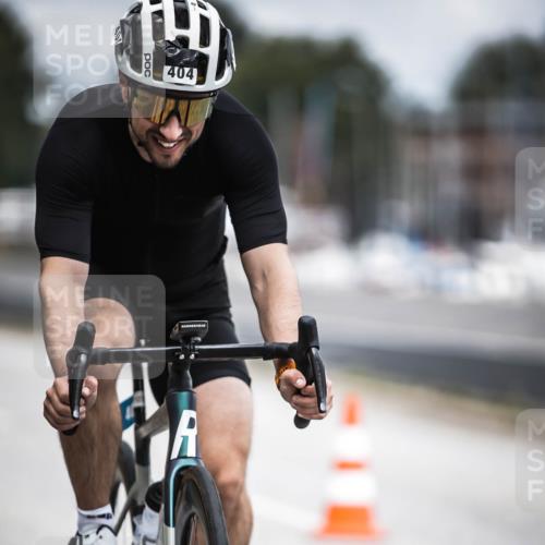 16.08.2026 - KN Förde Triathlon 2026 H.Heesch http://msf.ph/oto/9980983 16.08.2026 11:50:58 Radfahren 428 meine-sportfotos.de