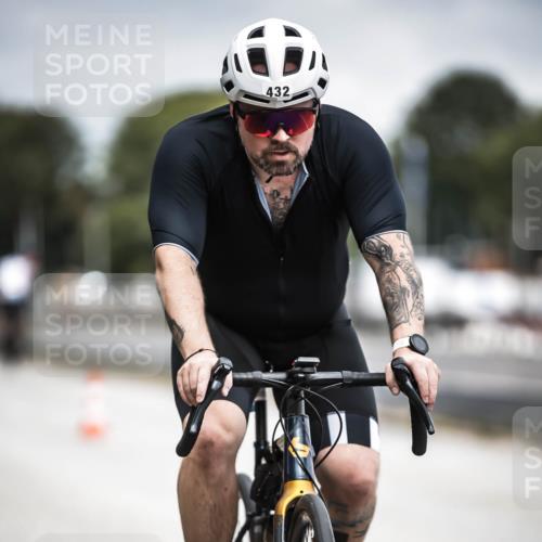 16.08.2026 - KN Förde Triathlon 2026 H.Heesch http://msf.ph/oto/9981001 16.08.2026 11:51:28 Radfahren 425 meine-sportfotos.de