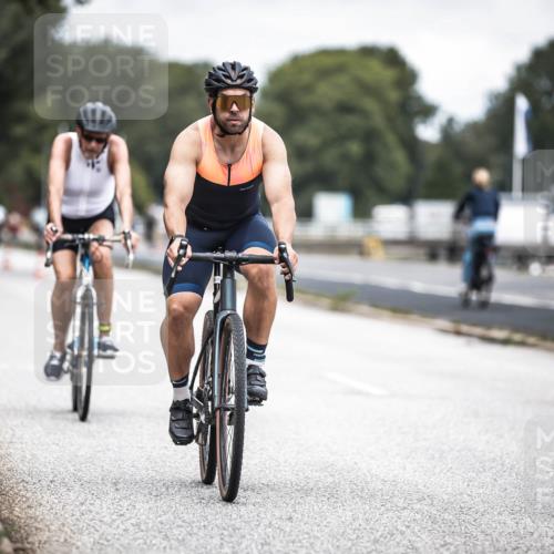 16.08.2026 - KN Förde Triathlon 2026 H.Heesch http://msf.ph/oto/9981014 16.08.2026 11:51:42 Radfahren  meine-sportfotos.de