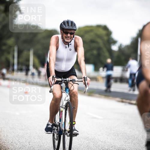16.08.2026 - KN Förde Triathlon 2026 H.Heesch http://msf.ph/oto/9981018 16.08.2026 11:51:43 Radfahren  meine-sportfotos.de