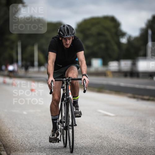 16.08.2026 - KN Förde Triathlon 2026 H.Heesch http://msf.ph/oto/9981029 16.08.2026 11:52:19 Radfahren 426 meine-sportfotos.de