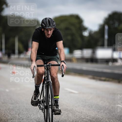 16.08.2026 - KN Förde Triathlon 2026 H.Heesch http://msf.ph/oto/9981033 16.08.2026 11:52:19 Radfahren 426 meine-sportfotos.de