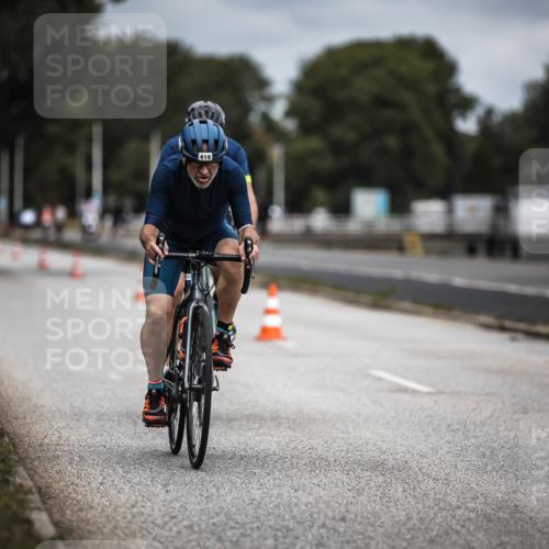 16.08.2026 - KN Förde Triathlon 2026 H.Heesch http://msf.ph/oto/9981041 16.08.2026 11:52:24 Radfahren 396, 426 meine-sportfotos.de
