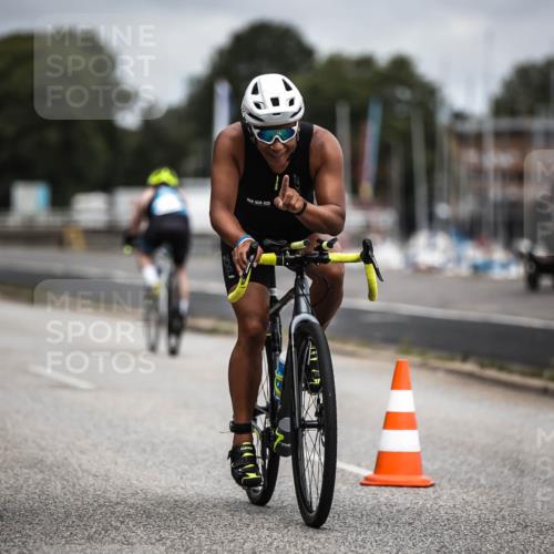 16.08.2026 - KN Förde Triathlon 2026 H.Heesch http://msf.ph/oto/9981077 16.08.2026 11:52:33 Radfahren  meine-sportfotos.de