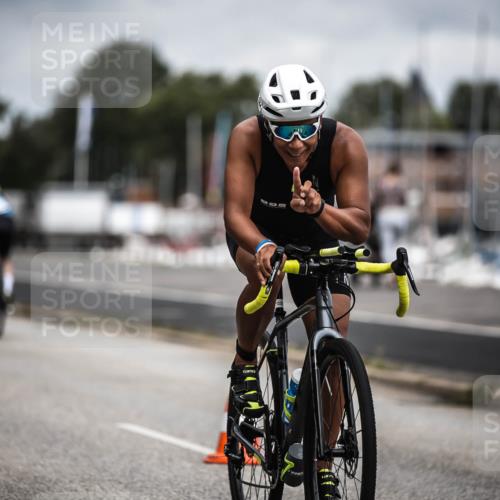 16.08.2026 - KN Förde Triathlon 2026 H.Heesch http://msf.ph/oto/9981083 16.08.2026 11:52:33 Radfahren  meine-sportfotos.de