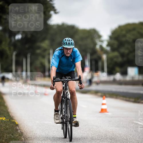 16.08.2026 - KN Förde Triathlon 2026 H.Heesch http://msf.ph/oto/9981086 16.08.2026 11:53:04 Radfahren  meine-sportfotos.de