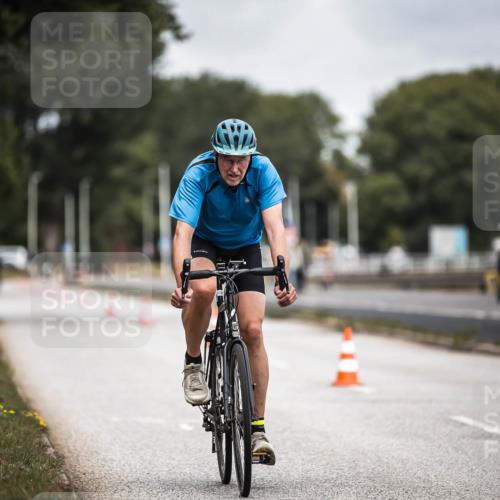 16.08.2026 - KN Förde Triathlon 2026 H.Heesch http://msf.ph/oto/9981088 16.08.2026 11:53:04 Radfahren  meine-sportfotos.de