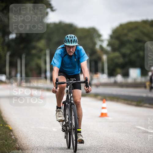 16.08.2026 - KN Förde Triathlon 2026 H.Heesch http://msf.ph/oto/9981089 16.08.2026 11:53:04 Radfahren  meine-sportfotos.de