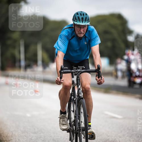 16.08.2026 - KN Förde Triathlon 2026 H.Heesch http://msf.ph/oto/9981101 16.08.2026 11:53:04 Radfahren  meine-sportfotos.de
