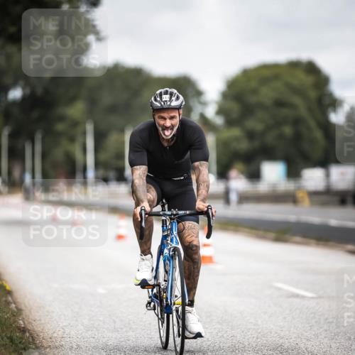 16.08.2026 - KN Förde Triathlon 2026 H.Heesch http://msf.ph/oto/9981104 16.08.2026 11:53:21 Radfahren  meine-sportfotos.de