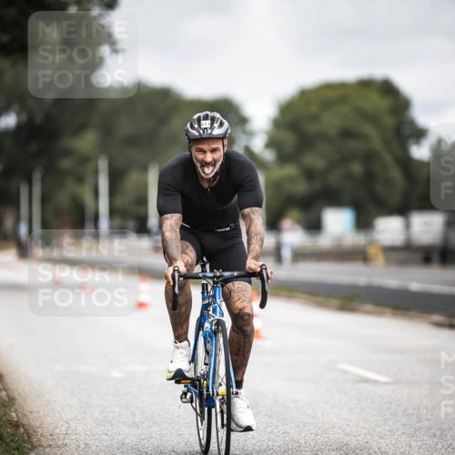 16.08.2026 - KN Förde Triathlon 2026 H.Heesch http://msf.ph/oto/9981105 16.08.2026 11:53:21 Radfahren  meine-sportfotos.de