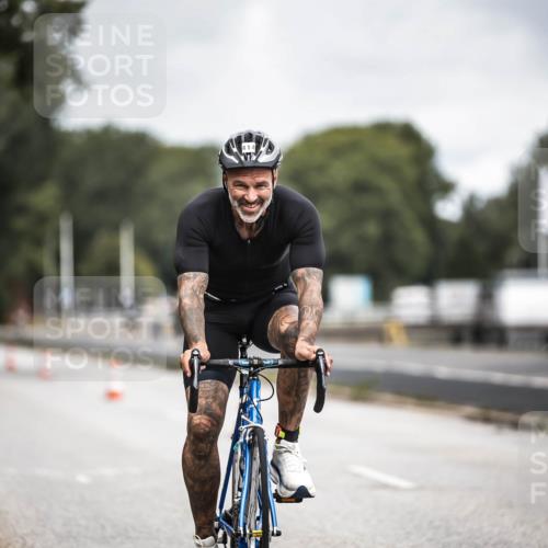 16.08.2026 - KN Förde Triathlon 2026 H.Heesch http://msf.ph/oto/9981111 16.08.2026 11:53:21 Radfahren  meine-sportfotos.de