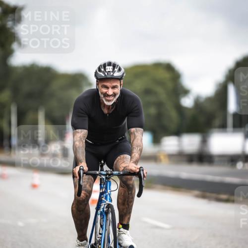 16.08.2026 - KN Förde Triathlon 2026 H.Heesch http://msf.ph/oto/9981113 16.08.2026 11:53:21 Radfahren  meine-sportfotos.de