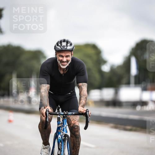 16.08.2026 - KN Förde Triathlon 2026 H.Heesch http://msf.ph/oto/9981115 16.08.2026 11:53:21 Radfahren  meine-sportfotos.de