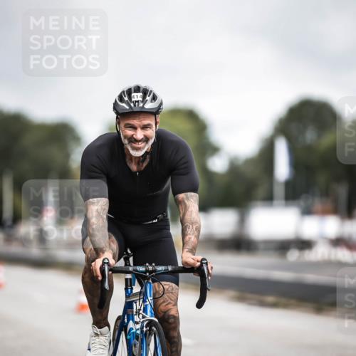 16.08.2026 - KN Förde Triathlon 2026 H.Heesch http://msf.ph/oto/9981117 16.08.2026 11:53:21 Radfahren  meine-sportfotos.de
