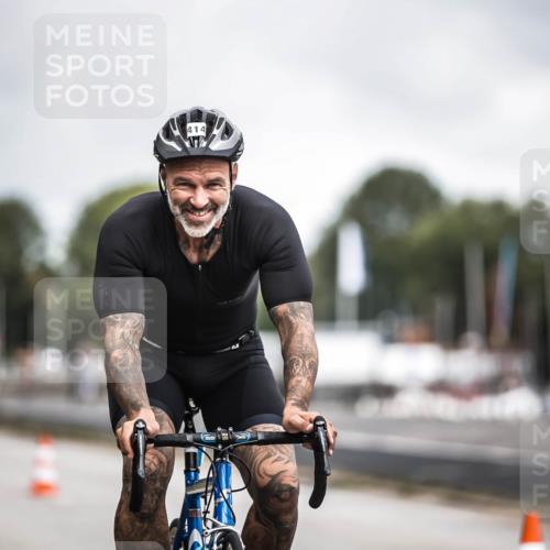 16.08.2026 - KN Förde Triathlon 2026 H.Heesch http://msf.ph/oto/9981121 16.08.2026 11:53:22 Radfahren  meine-sportfotos.de