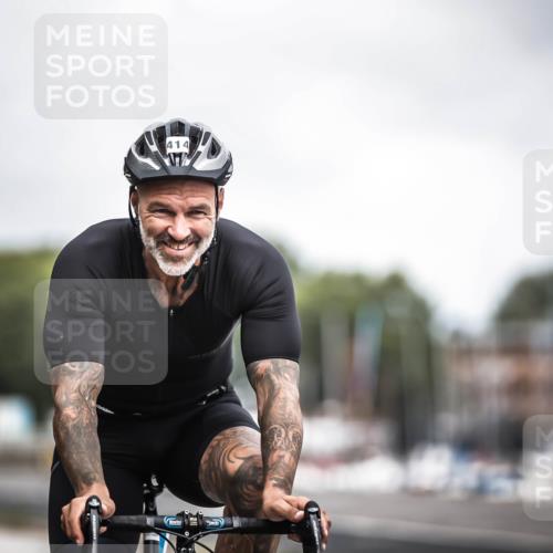 16.08.2026 - KN Förde Triathlon 2026 H.Heesch http://msf.ph/oto/9981125 16.08.2026 11:53:22 Radfahren  meine-sportfotos.de
