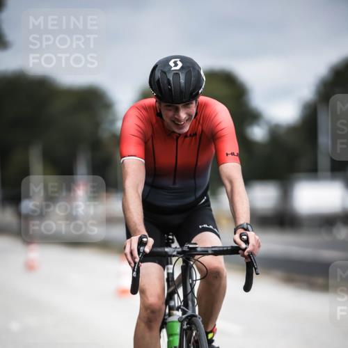 16.08.2026 - KN Förde Triathlon 2026 H.Heesch http://msf.ph/oto/9981137 16.08.2026 11:53:49 Radfahren 438 meine-sportfotos.de