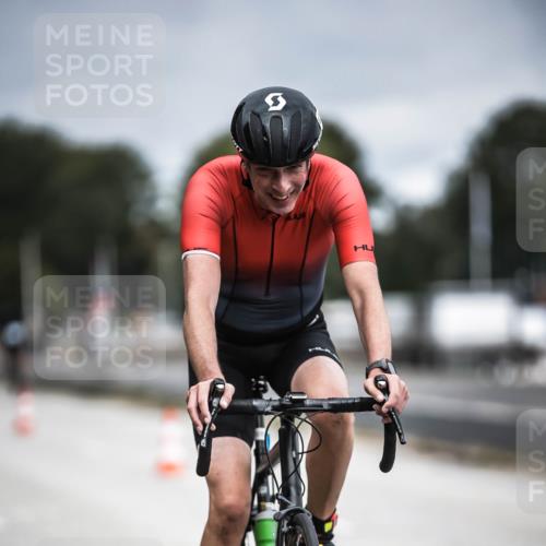16.08.2026 - KN Förde Triathlon 2026 H.Heesch http://msf.ph/oto/9981138 16.08.2026 11:53:49 Radfahren 438 meine-sportfotos.de